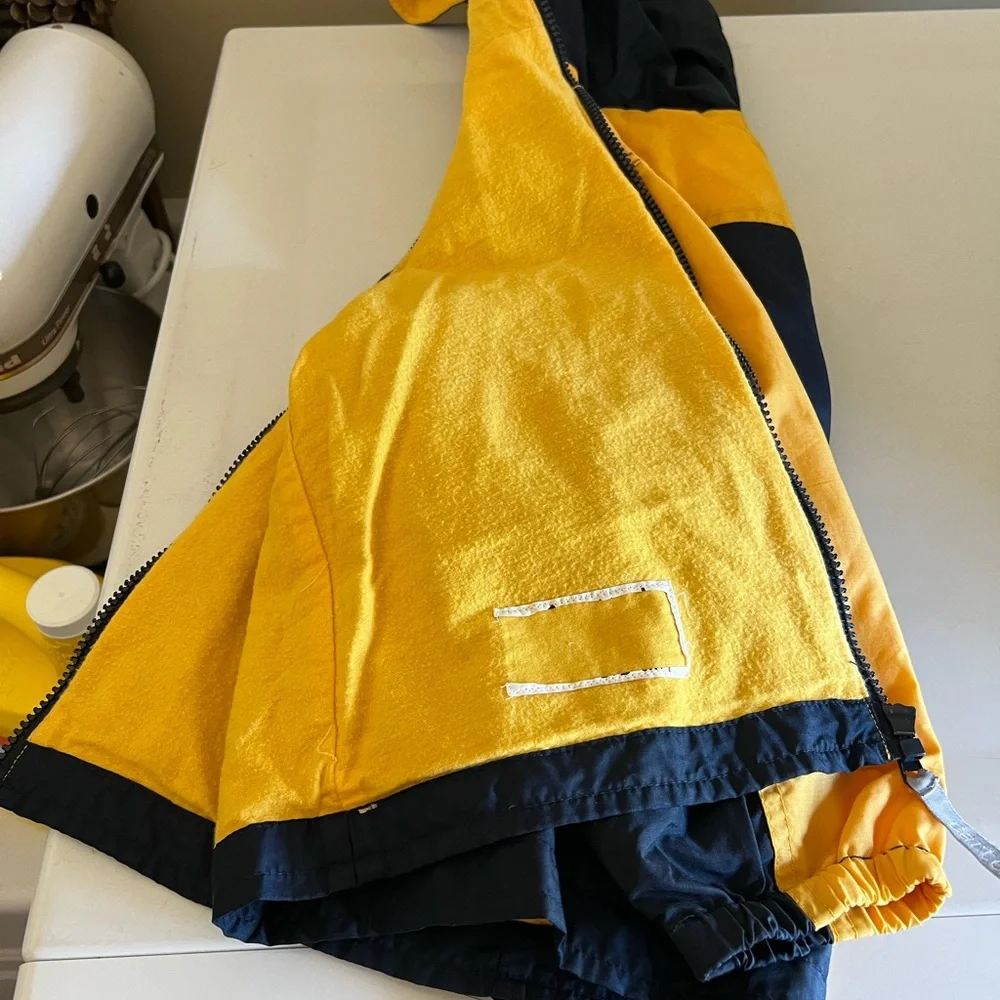 Vintage Like New Carter’s Boy Lightweight Windbreaker - Picture 9 of 11